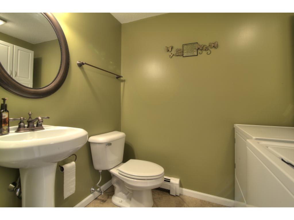 9 Indian Rock Road, Unit 9 Merrimack, NH 03054 - Photo 16 of 24 Gallery Image 16