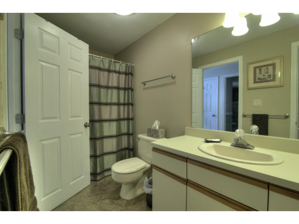 9 Indian Rock Road, Unit 9 Merrimack, NH 03054 - Photo 18 of 24 Gallery Image 18