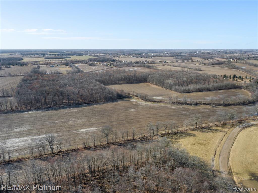 1136 South Nichols Road Flushing, MI 48433 - Photo 1 of 14