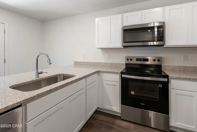 $172,990 | 3839 Airmont Drive, Chipley, FL 32428