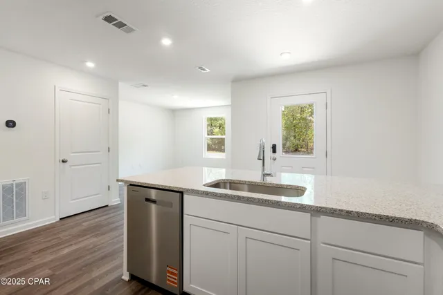 $172,990 | 3839 Airmont Drive, Chipley, FL 32428