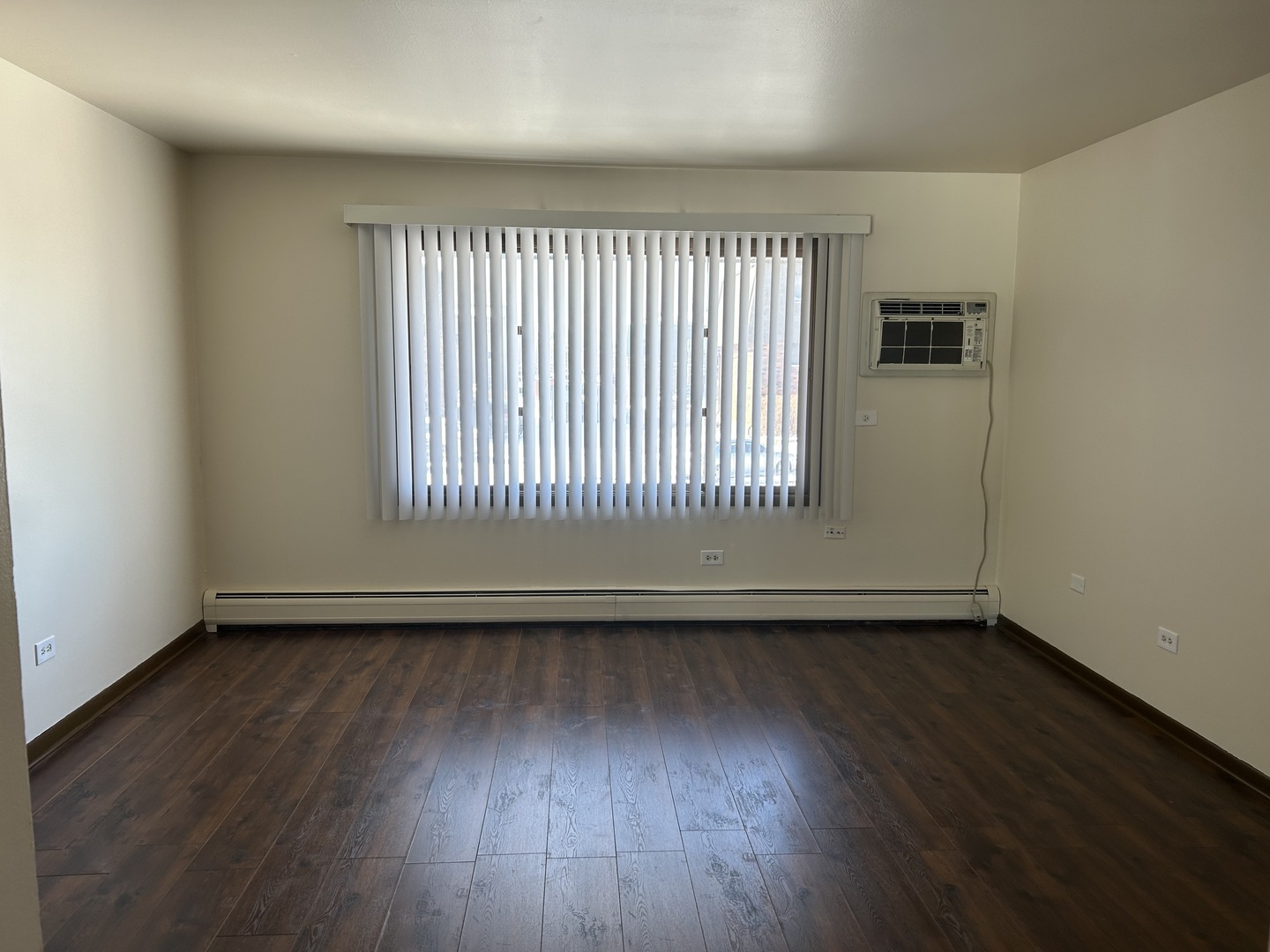 1135 Royal Boulevard, Unit 2N Elgin, IL 60123 - Photo 4 of 8