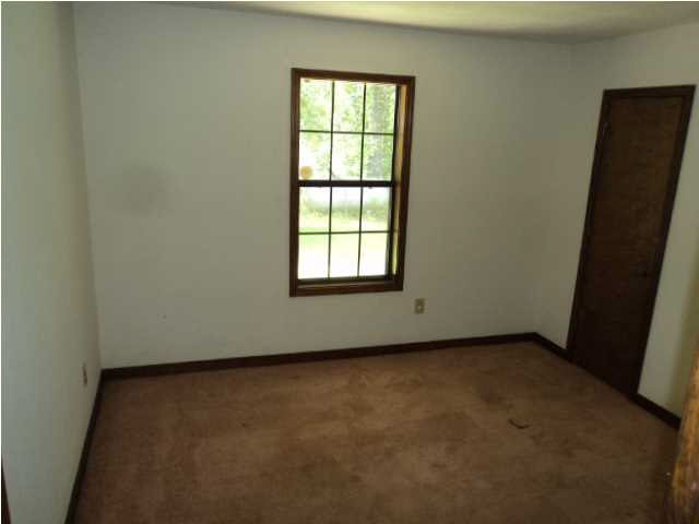 1584 Spring Hill Road Raymond, MS 39154 - Photo 12 of 15 Bedroom 1