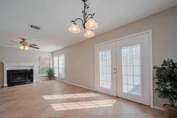 $1,590 | 2211 South Kirkwood Road, Unit 19, Houston, TX 77077
