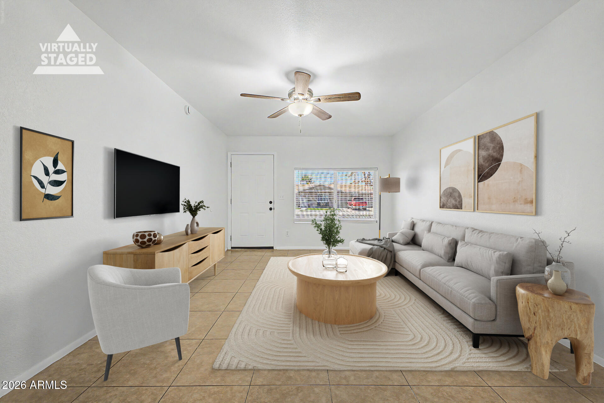 9010 West Griswold Road Peoria, AZ 85345 - Photo 3 of 35 Front Living Room