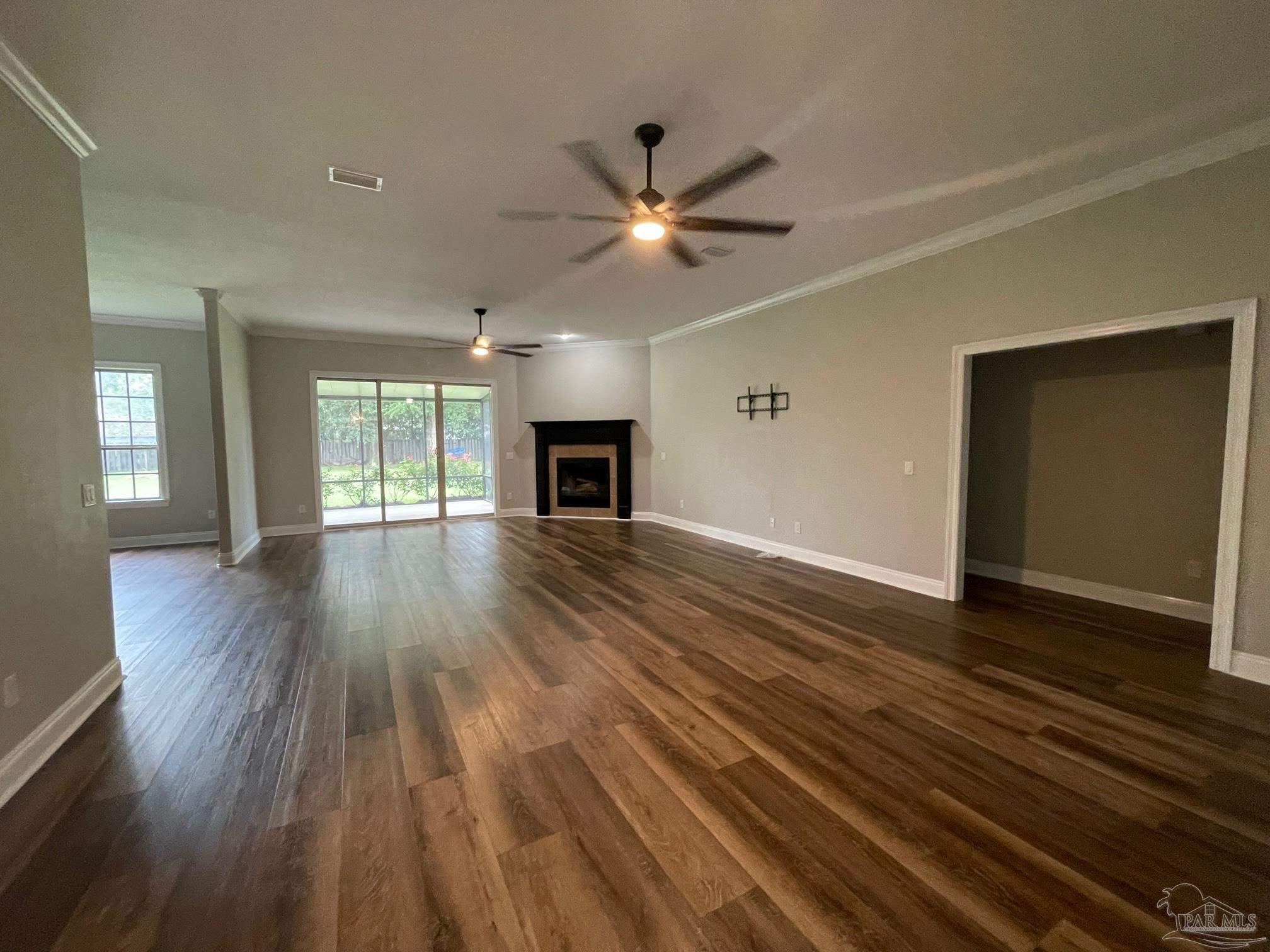 5503 Huntingdon Street Milton, FL 32570 - Photo 7 of 37