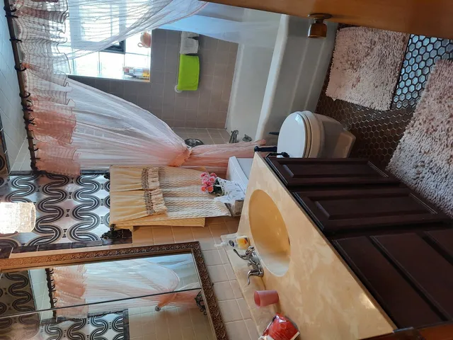 $299,900 | 7912 West 73rd Street, Bridgeview, IL 60455