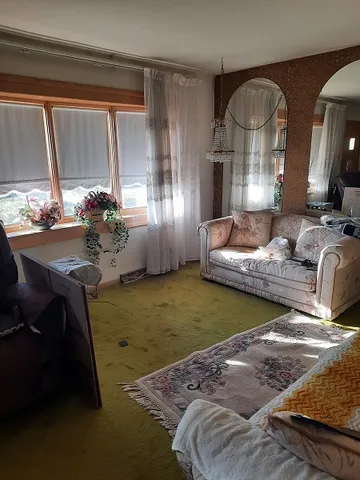 $299,900 | 7912 West 73rd Street, Bridgeview, IL 60455