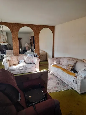 $299,900 | 7912 West 73rd Street, Bridgeview, IL 60455