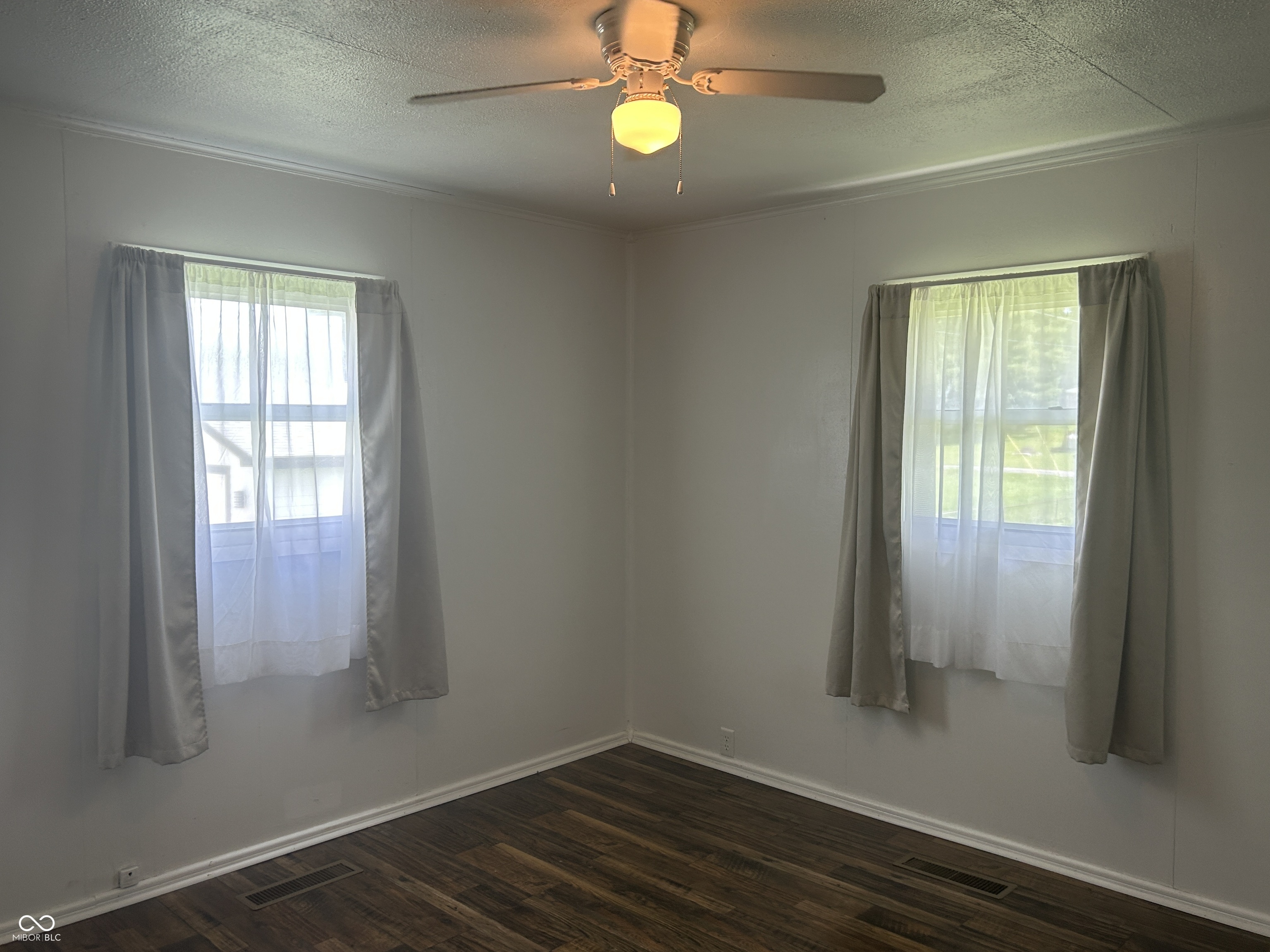 515 South Broadway Street Pendleton, IN 46064 - Photo 21 of 37