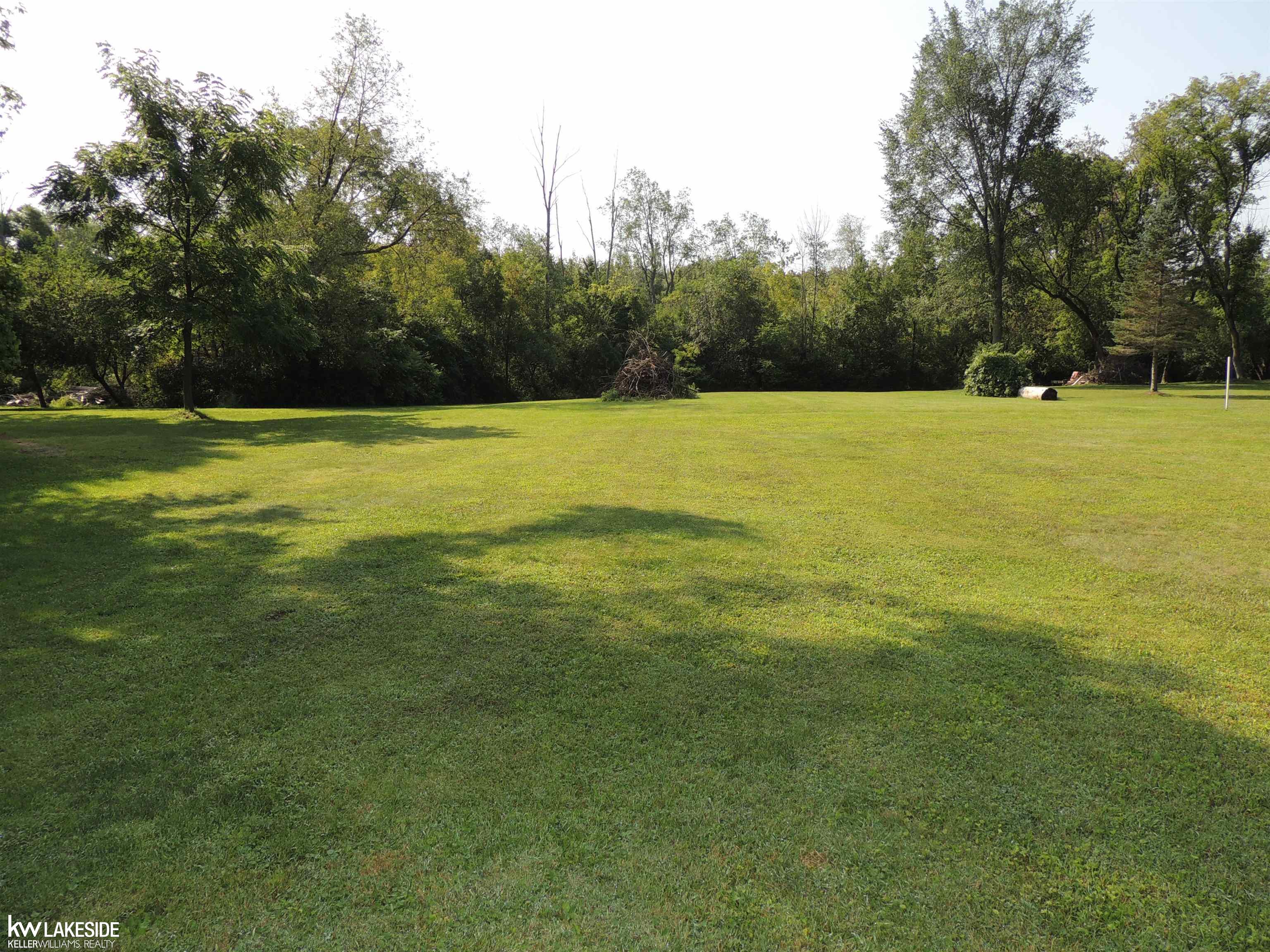 4185 Burtch Road Fort Gratiot, MI 48059 - Photo 14 of 24 50120401-14.JPG