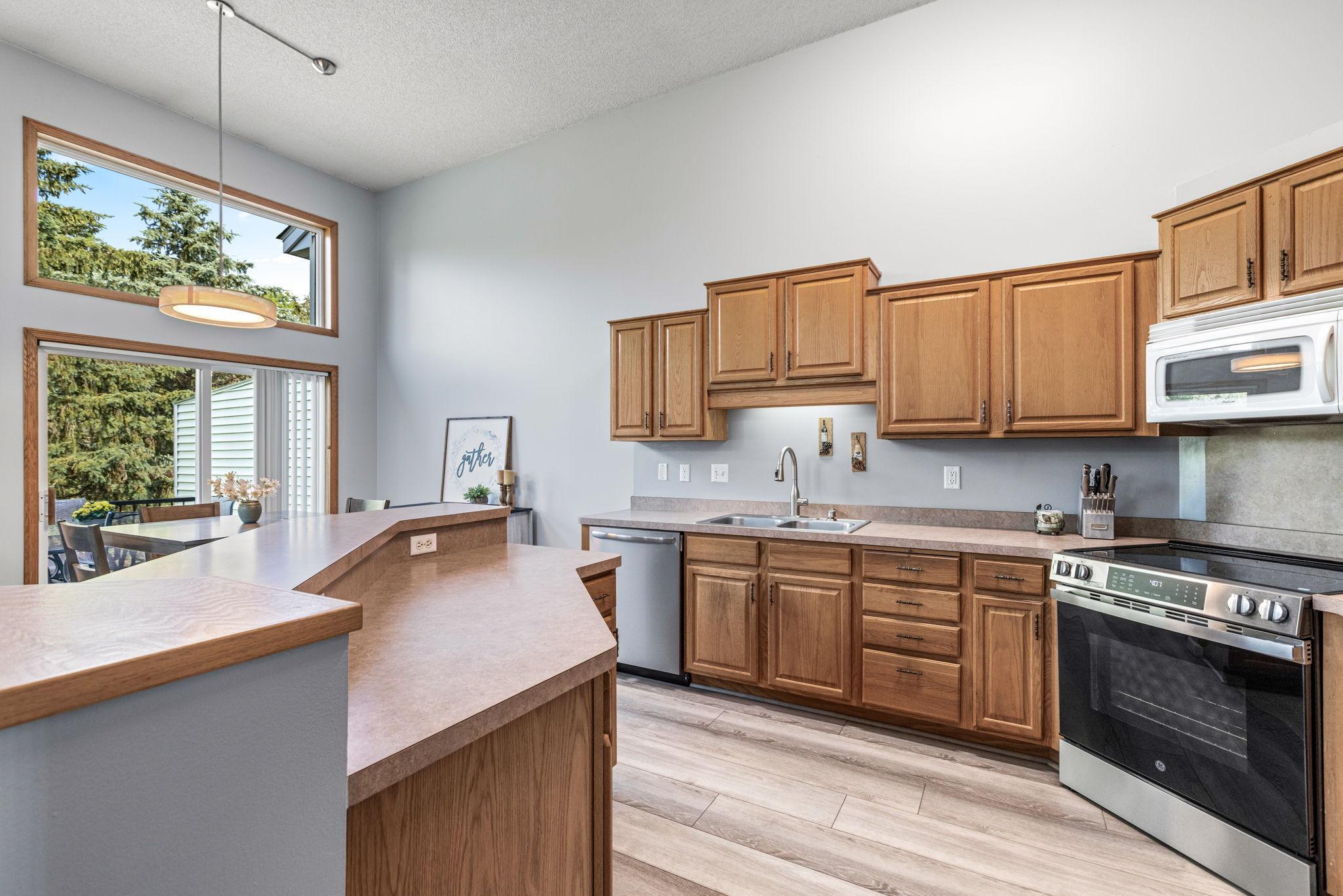 15104 Cimarron Way Rosemount, MN 55068 - Photo 9 of 22