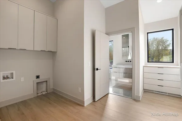 $1,599,900 | 312 Ottogan Hls Court, Byron Center, MI 49315