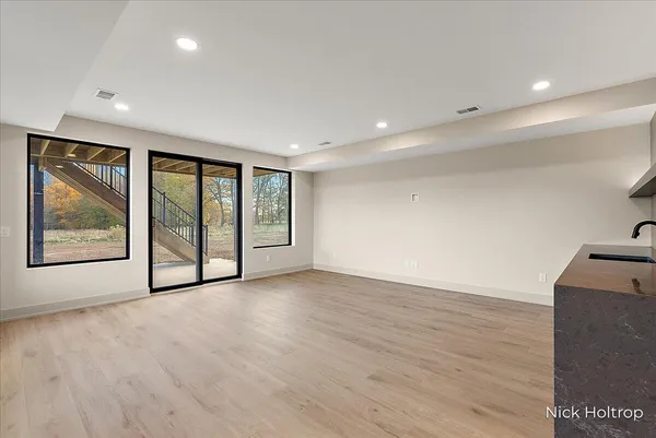 $1,599,900 | 312 Ottogan Hls Court, Byron Center, MI 49315