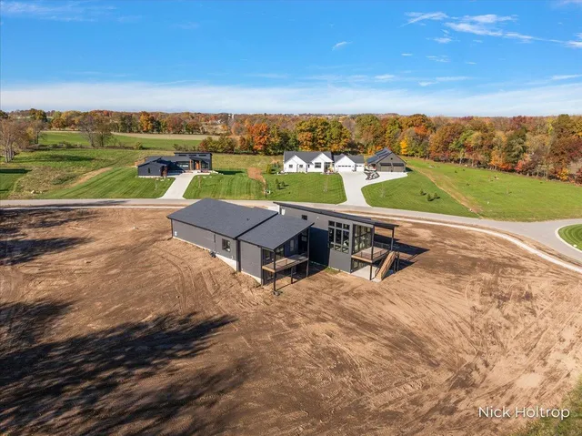 $1,600,000 | 312 Ottogan Hls Court, Byron Center, MI 49315