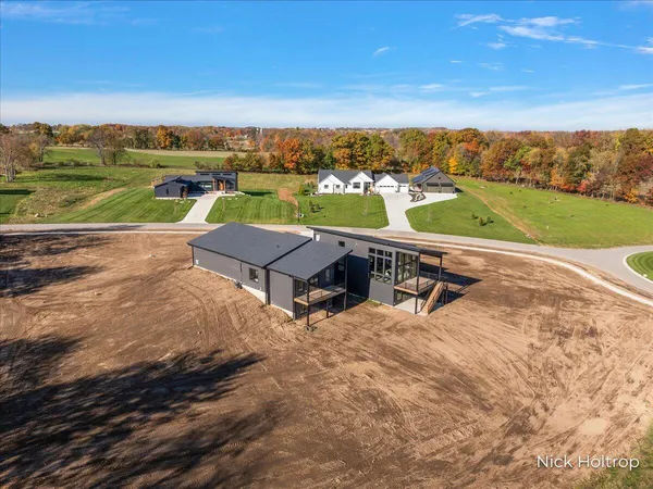 $1,599,900 | 312 Ottogan Hls Court, Byron Center, MI 49315