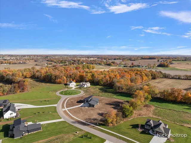 $1,600,000 | 312 Ottogan Hls Court, Byron Center, MI 49315