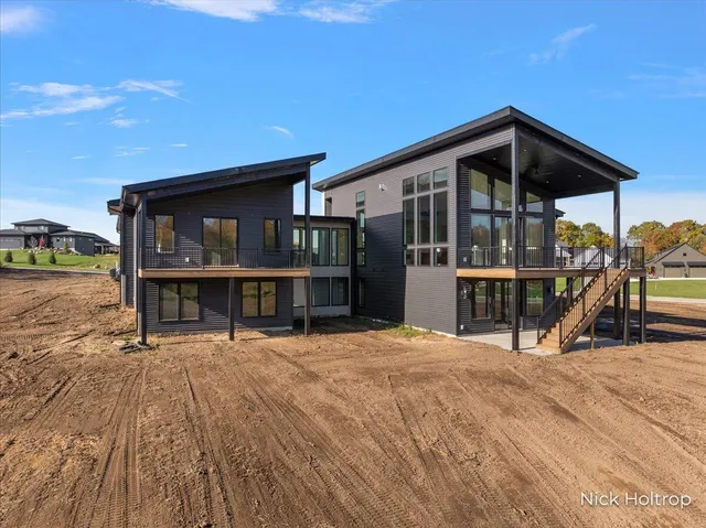 $1,600,000 | 312 Ottogan Hls Court, Byron Center, MI 49315