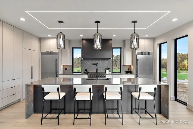 $1,600,000 | 312 Ottogan Hls Court, Byron Center, MI 49315