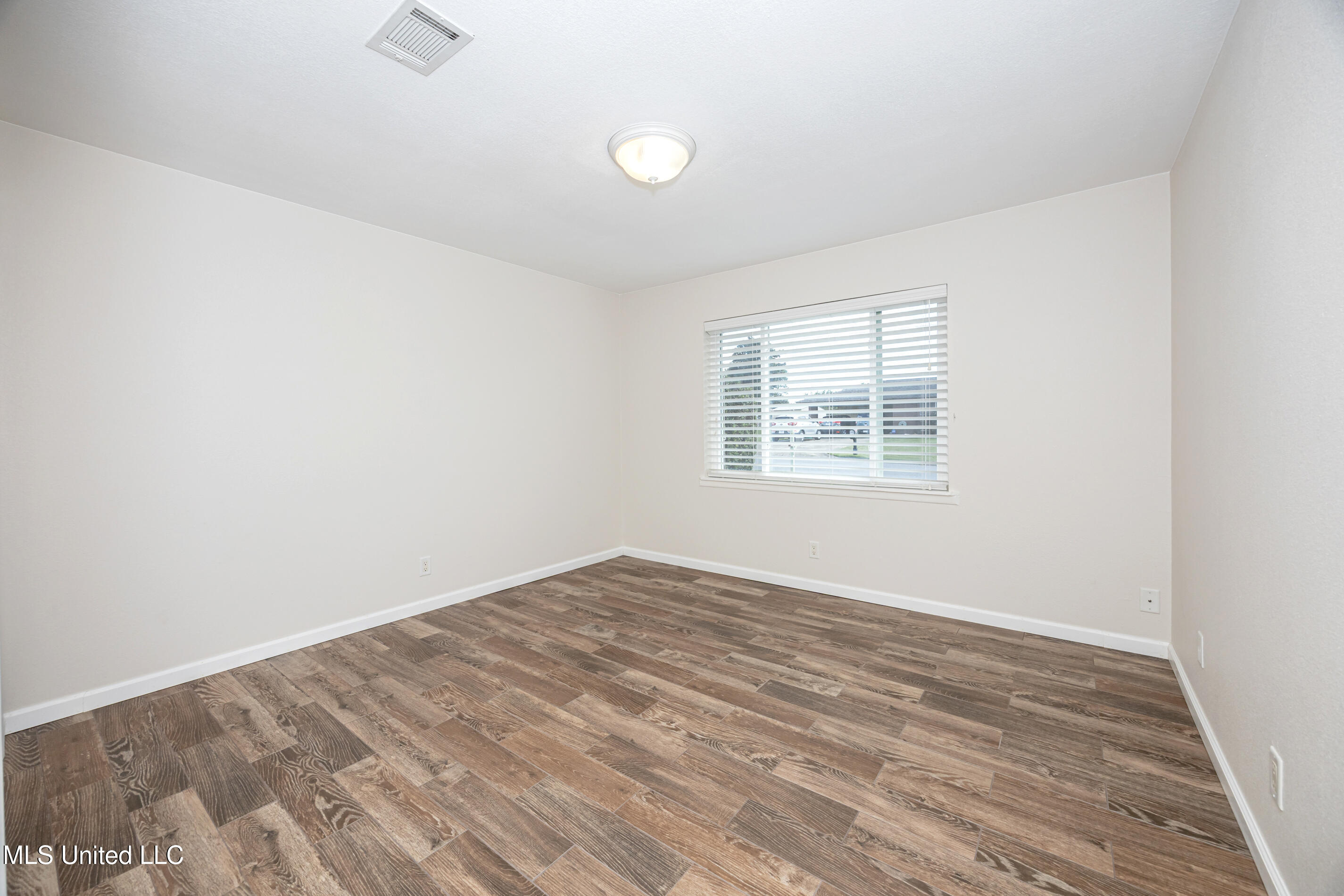 136 Gary Street Gulfport, MS 39503 - Photo 22 of 54 IMG_1317