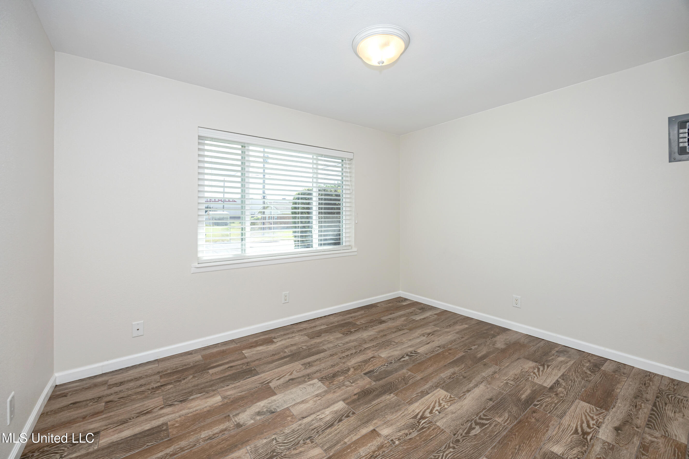 136 Gary Street Gulfport, MS 39503 - Photo 24 of 54 IMG_1319