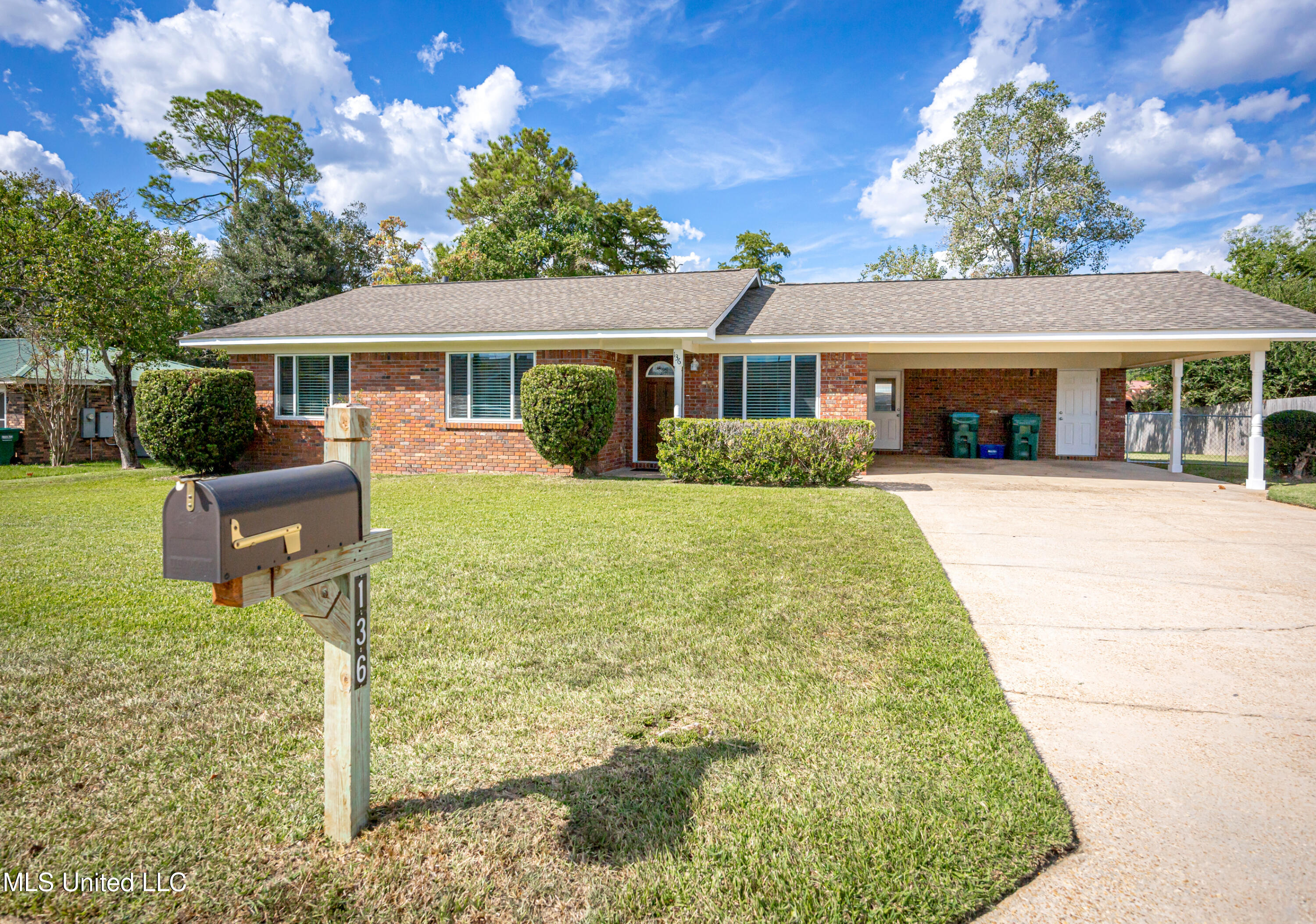 136 Gary Street Gulfport, MS 39503 - Photo 3 of 54 IMG_1397