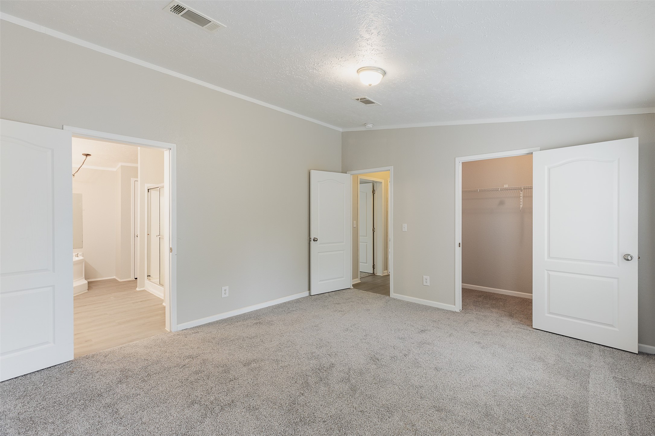 1520 West Creek Drive Conroe, TX 77304 - Photo 23 of 29 a view of an empty room