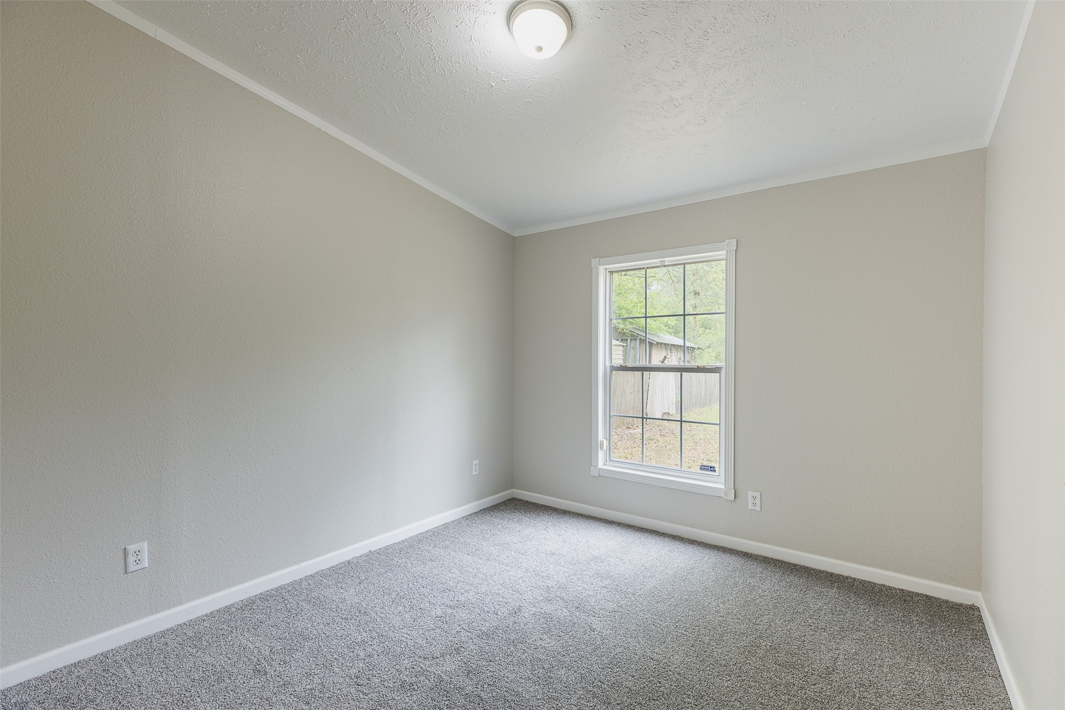 1520 West Creek Drive Conroe, TX 77304 - Photo 7 of 29