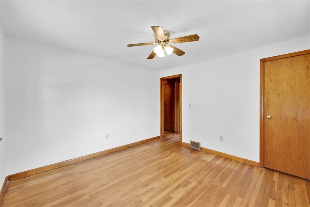 39 Northway Drive Springfield, MA 01119 - Photo 13 of 30