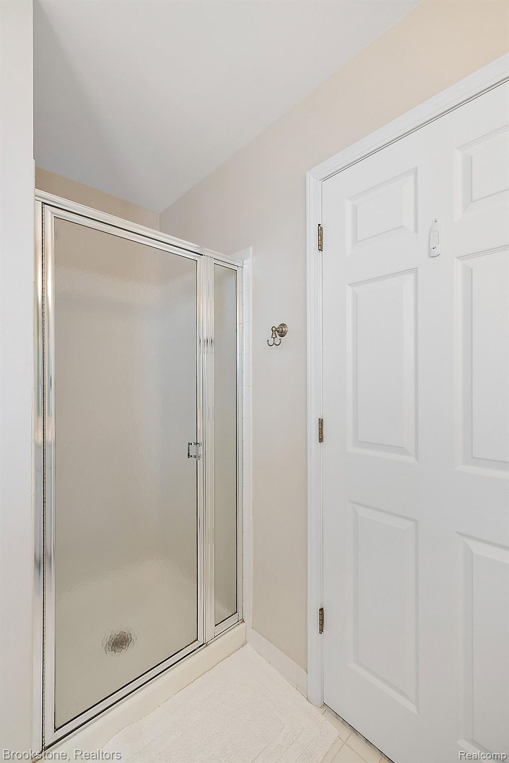 2738 Long Meadow Lane Rochester, MI 48307 - Photo 40 of 64 Gallery Image 40