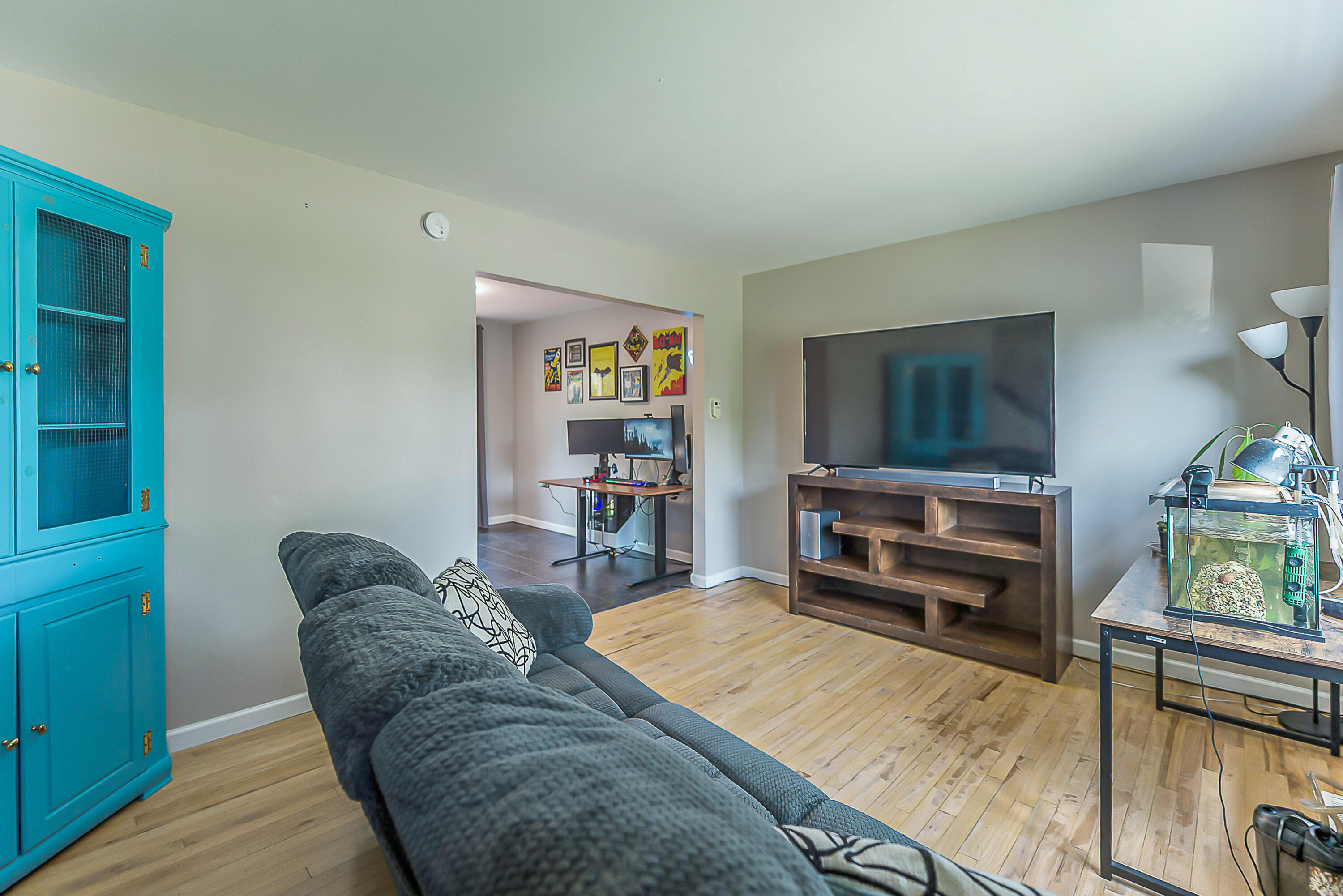 3011 Williamsburg Road Ann Arbor, MI 48108 - Photo 11 of 41 living room