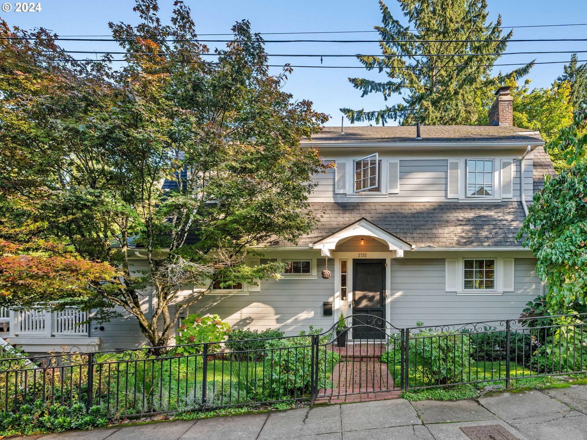 2732 Southwest Talbot Road Portland, OR 97201 - Photo 1 of 48 Gallery Image 1