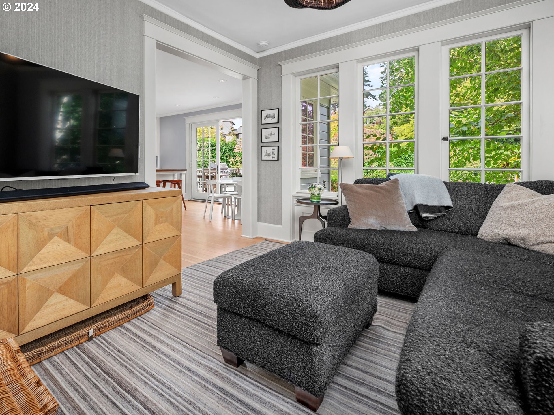 2732 Southwest Talbot Road Portland, OR 97201 - Photo 11 of 48 Gallery Image 11