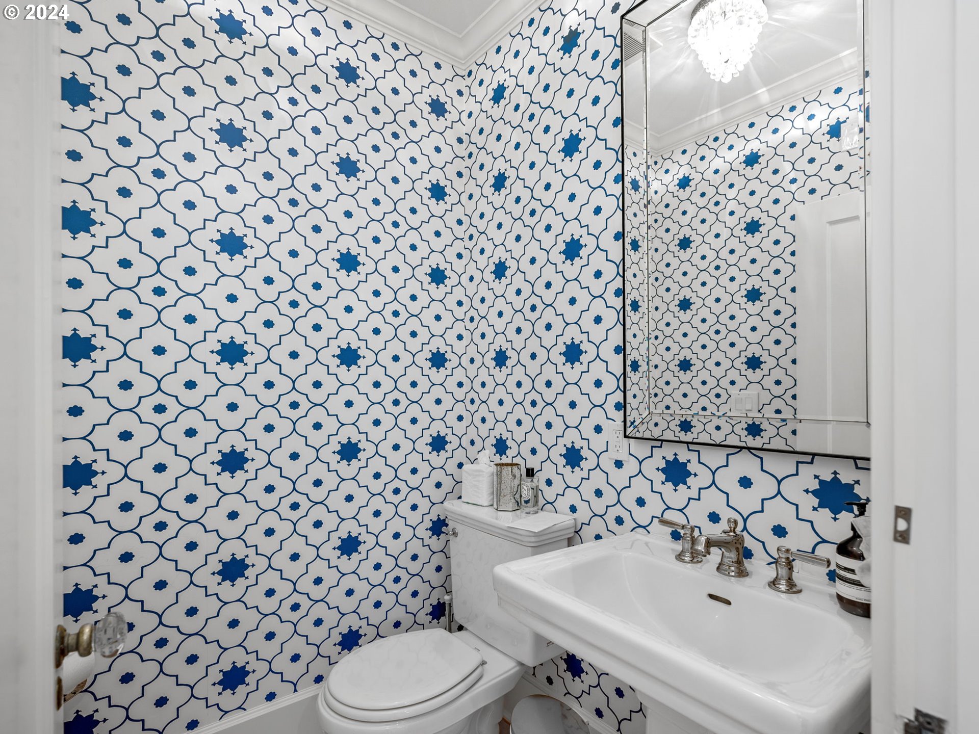 2732 Southwest Talbot Road Portland, OR 97201 - Photo 19 of 48 Gallery Image 19