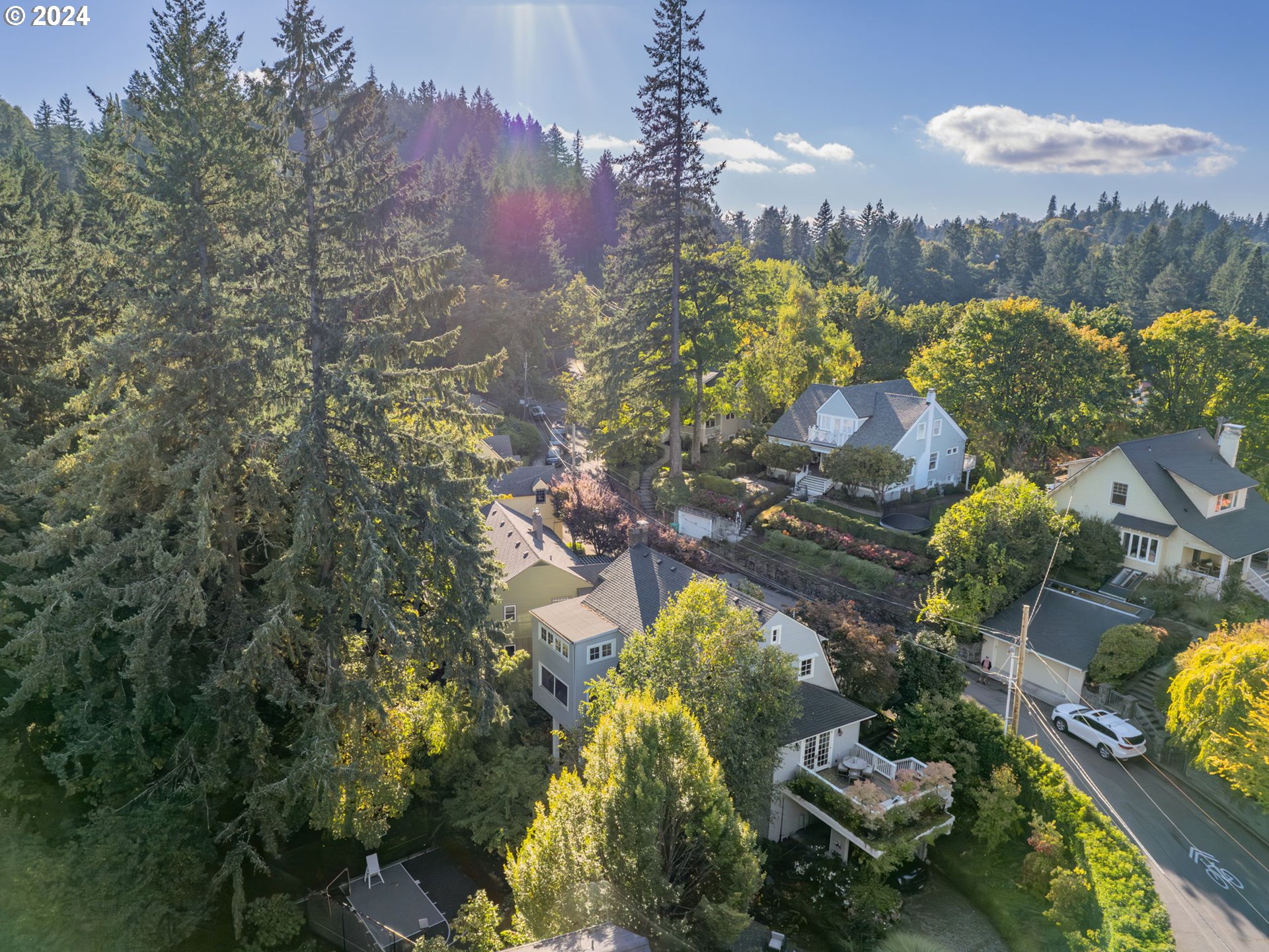 2732 Southwest Talbot Road Portland, OR 97201 - Photo 46 of 48 Gallery Image 46