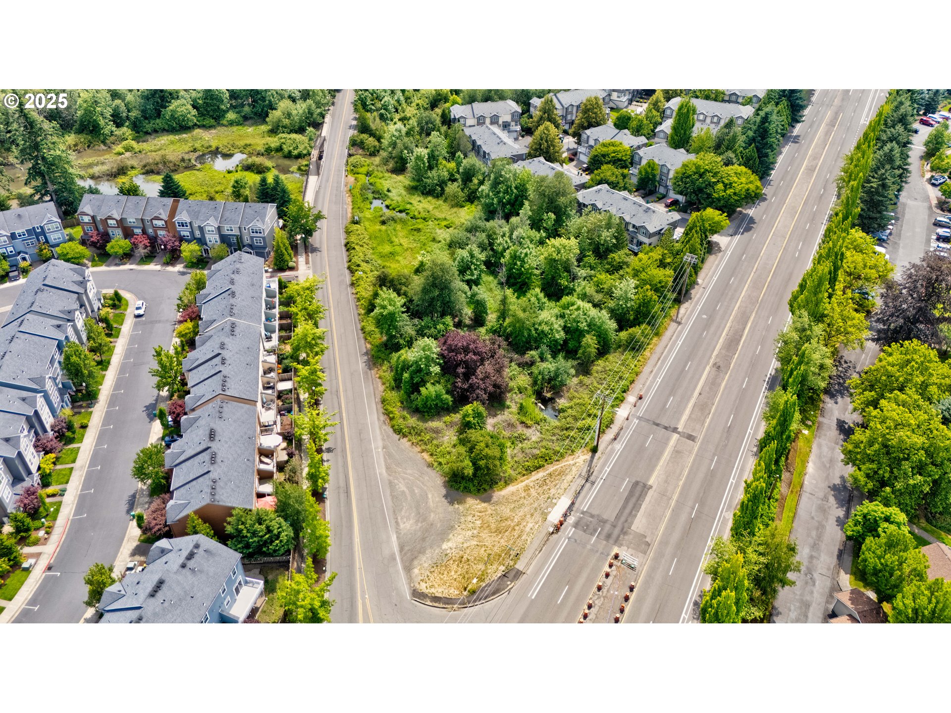 Southwest Scholls Ferry Road Beaverton, OR 97007 - Photo 5 of 18 a picture of a city