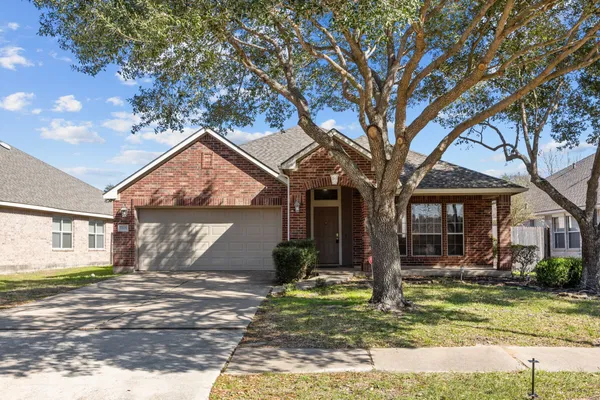 $2,350 | 7206 Hollow Field Lane, Cypress, TX 77433