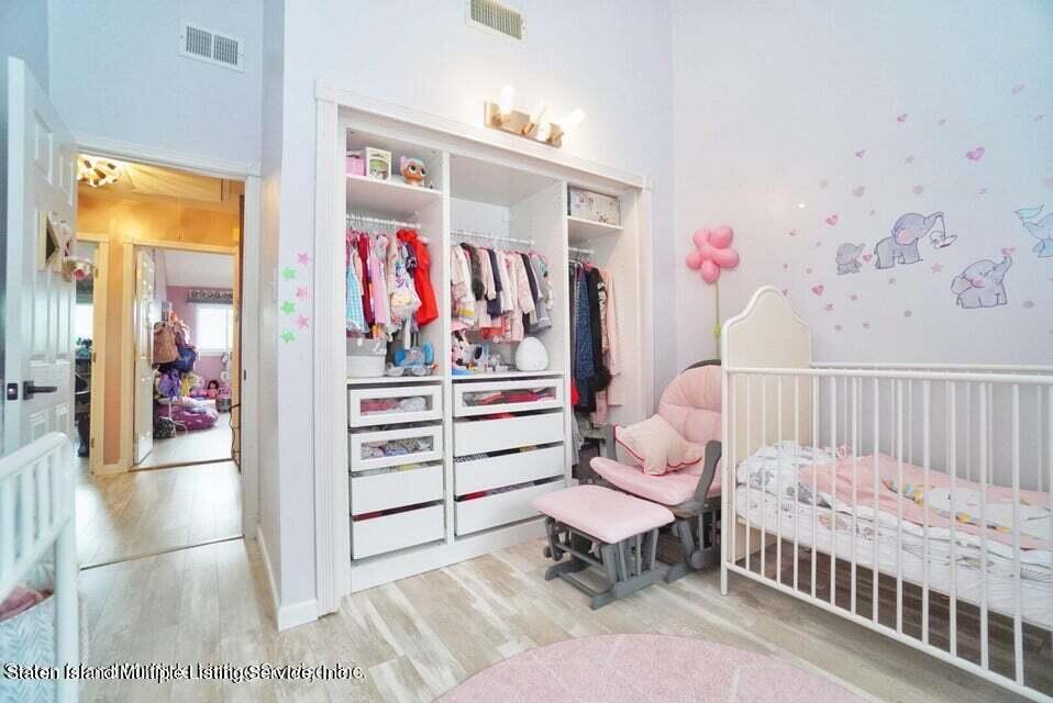 40 Chestnut Circle Staten Island, NY 10312 - Photo 15 of 26 16