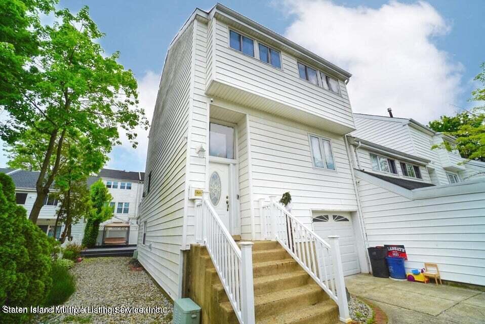 40 Chestnut Circle Staten Island, NY 10312 - Photo 2 of 26 2