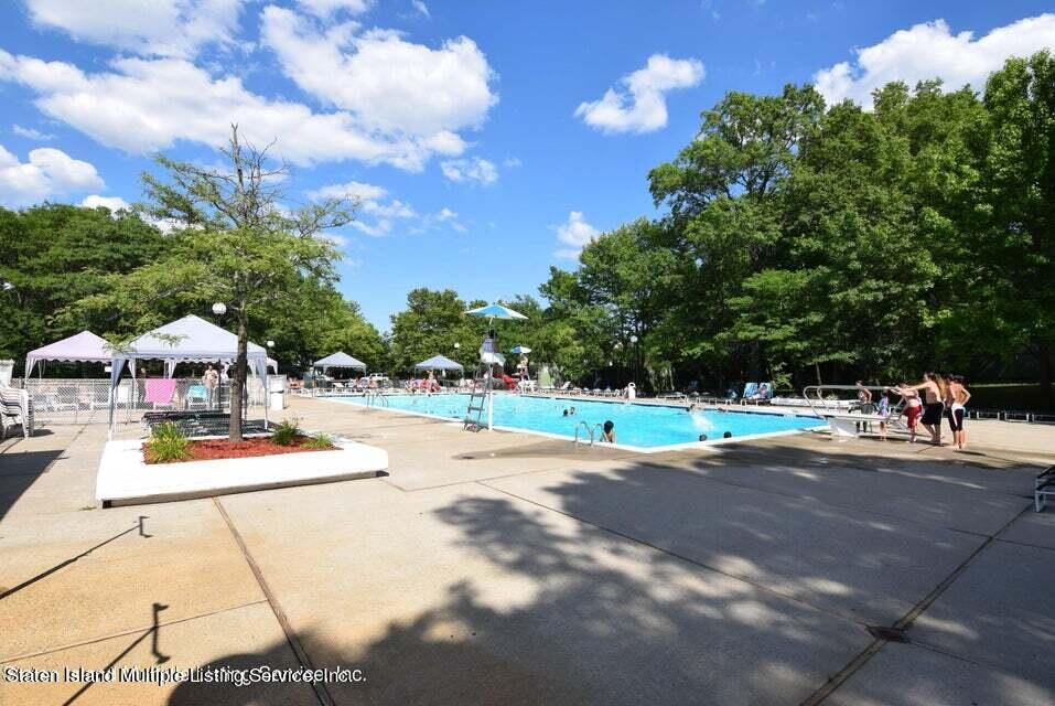 40 Chestnut Circle Staten Island, NY 10312 - Photo 26 of 26 29