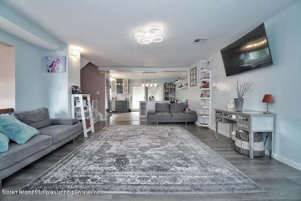 40 Chestnut Circle Staten Island, NY 10312 - Photo 4 of 26 4