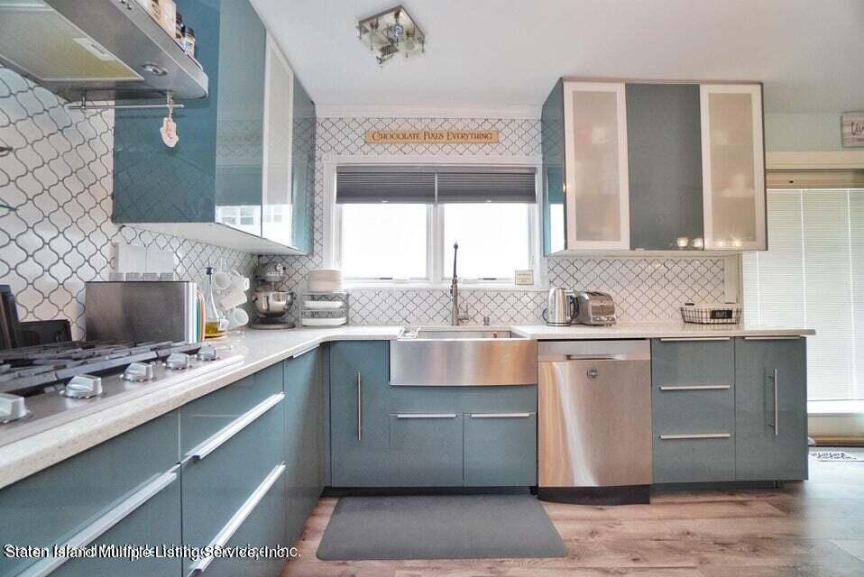 40 Chestnut Circle Staten Island, NY 10312 - Photo 7 of 26 7