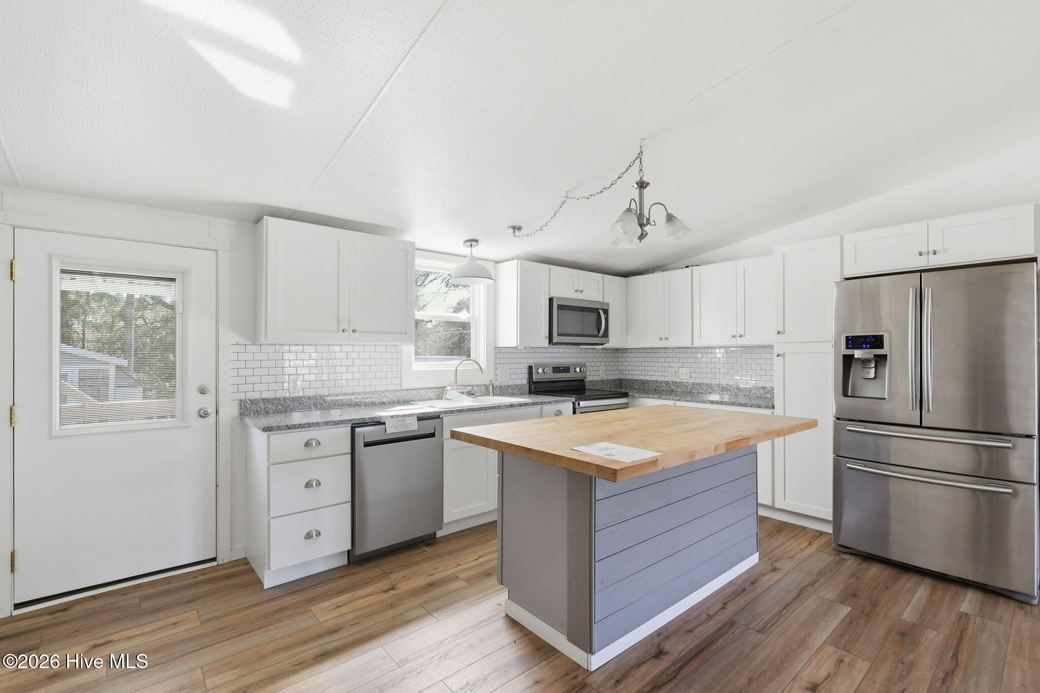 2228 Harbor Ridge Drive Southeast Bolivia, NC 28422 - Photo 16 of 30 Kitchen view from the breakfest nook