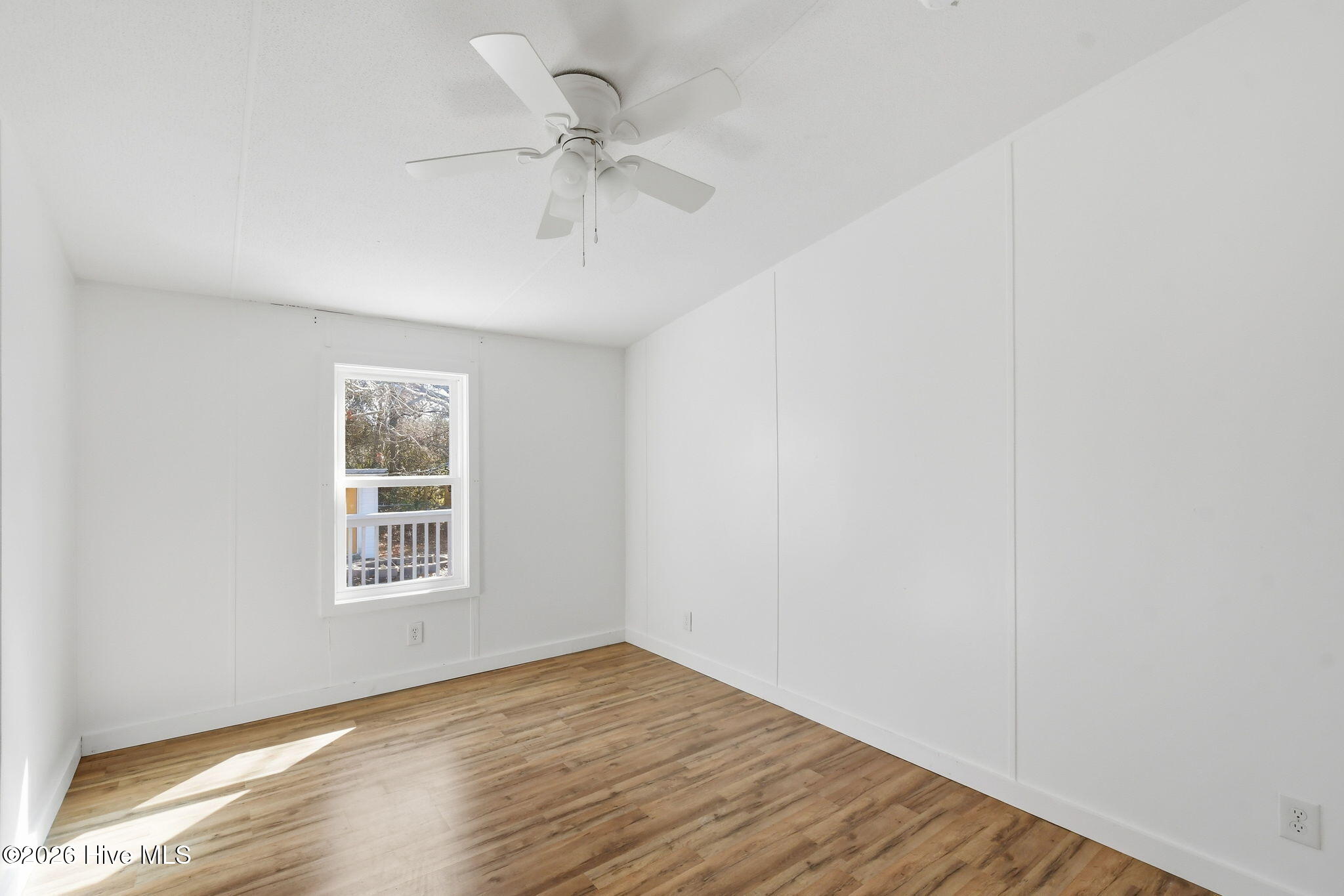 2228 Harbor Ridge Drive Southeast Bolivia, NC 28422 - Photo 23 of 30 Rear bedroom Photo #2