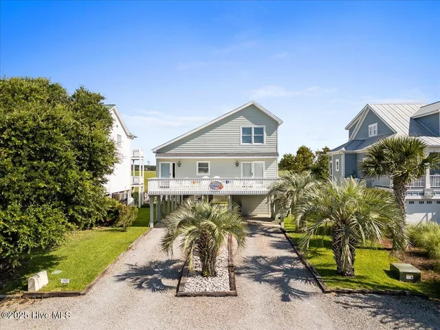 $1,095,000 | 505 East N Shore Drive, Sunset Beach, NC 28468