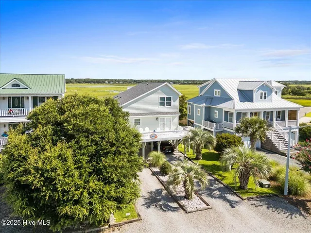$1,095,000 | 505 East N Shore Drive, Sunset Beach, NC 28468