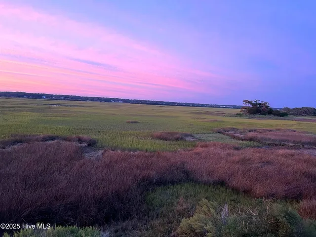 $1,095,000 | 505 East N Shore Drive, Sunset Beach, NC 28468