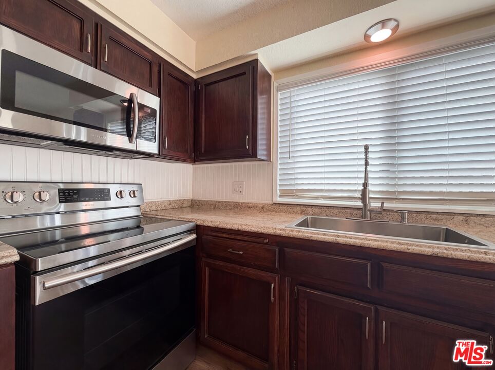 14719 Sandy Ridge Road Lake Hughes, CA 93532 - Photo 13 of 20