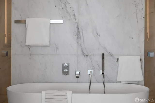 $11,500,000 | 1 Steuart Street, Unit 1901, San Francisco, CA 94105