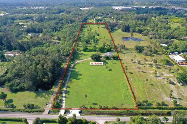 $3,900 | 2221 F Road, Loxahatchee Groves, FL 33470